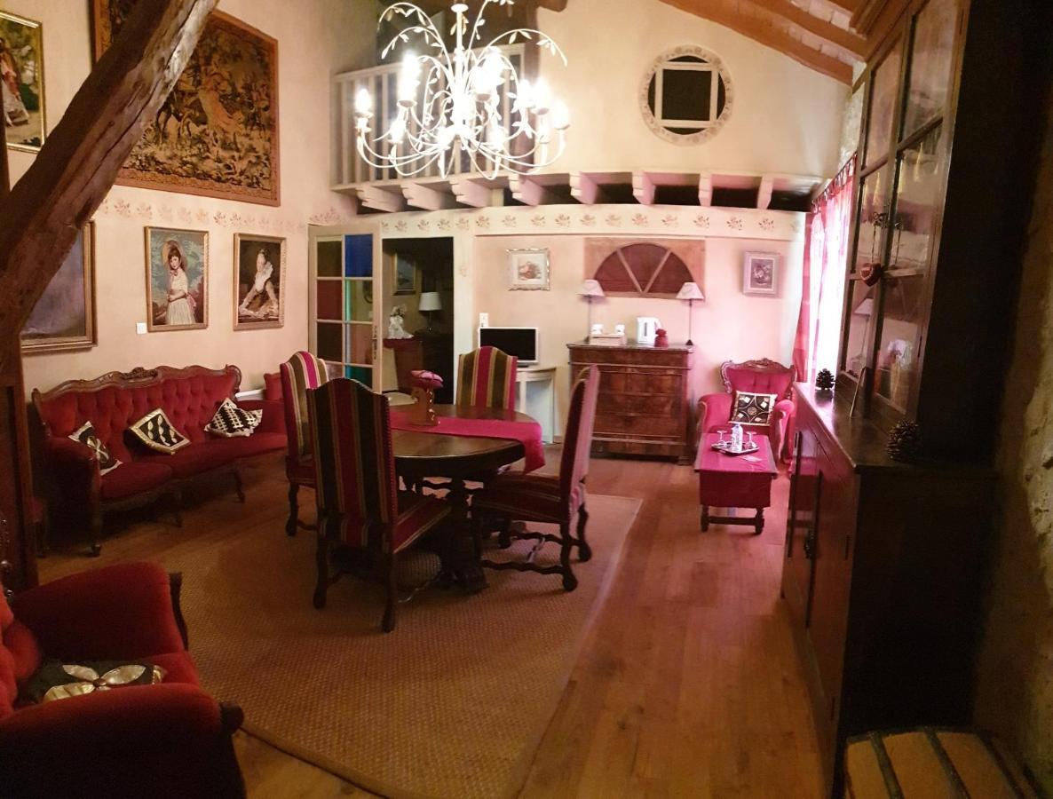 La Ferme De Jeanne Bed & Breakfast Saint-Girons  Bagian luar foto
